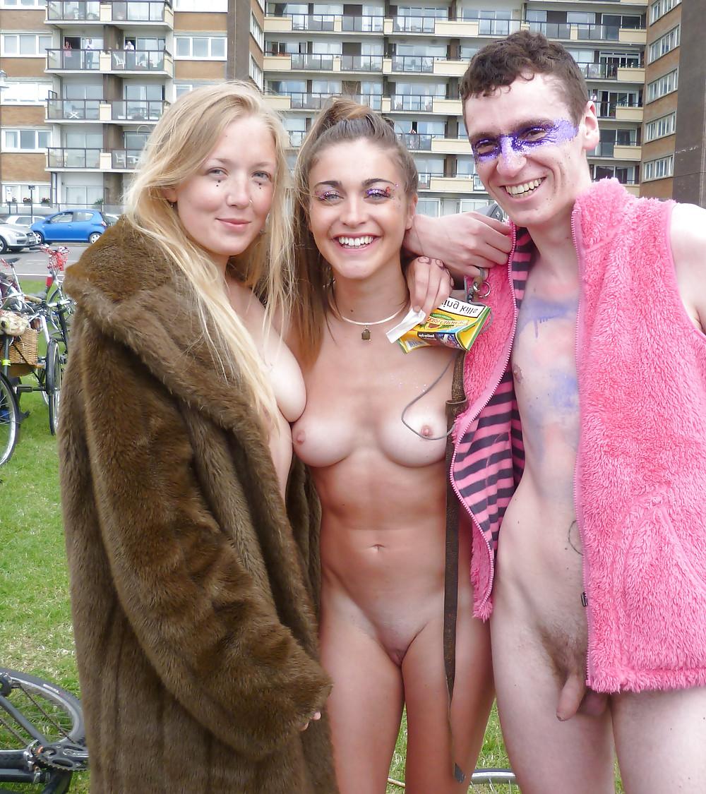 25P Photos from Naked Bike Ride 2013
