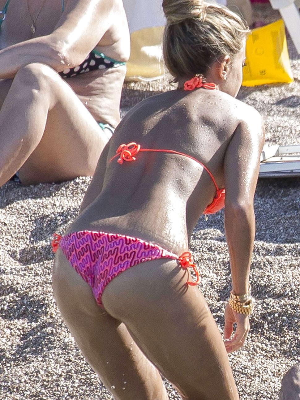 25P Sylvie van der Vaart - new hot fucking beach pictures 2013