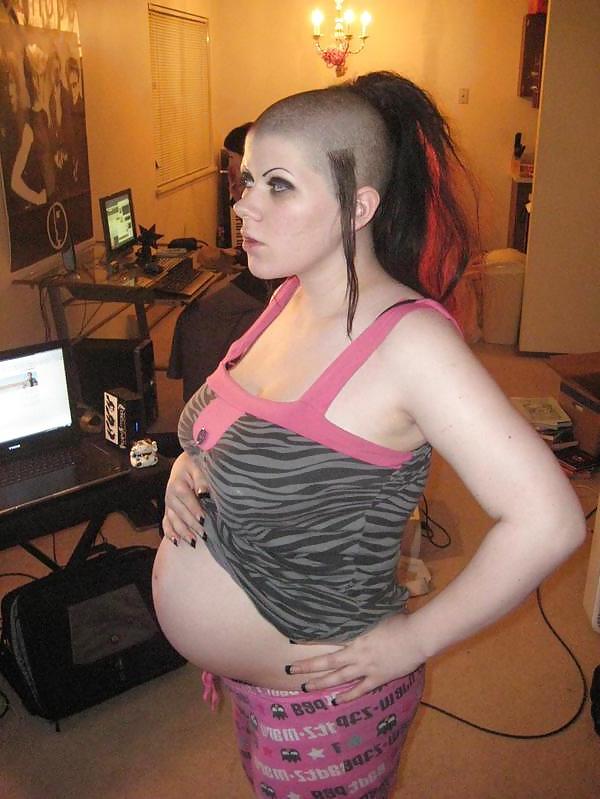 25P Some images of pregnant  woman 