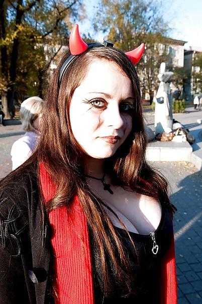13P Busty Russian Woman 1105