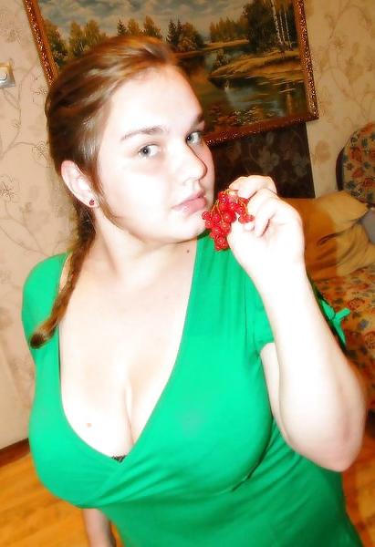 24P Busty Russian Woman 1367