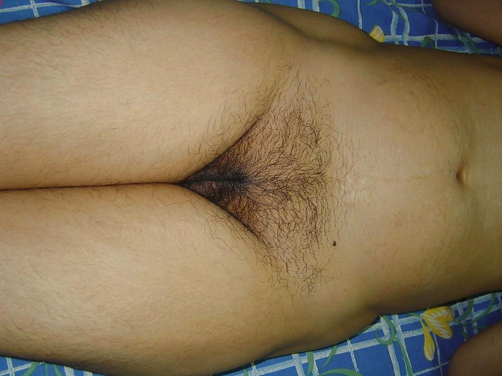25P Desi woman nude