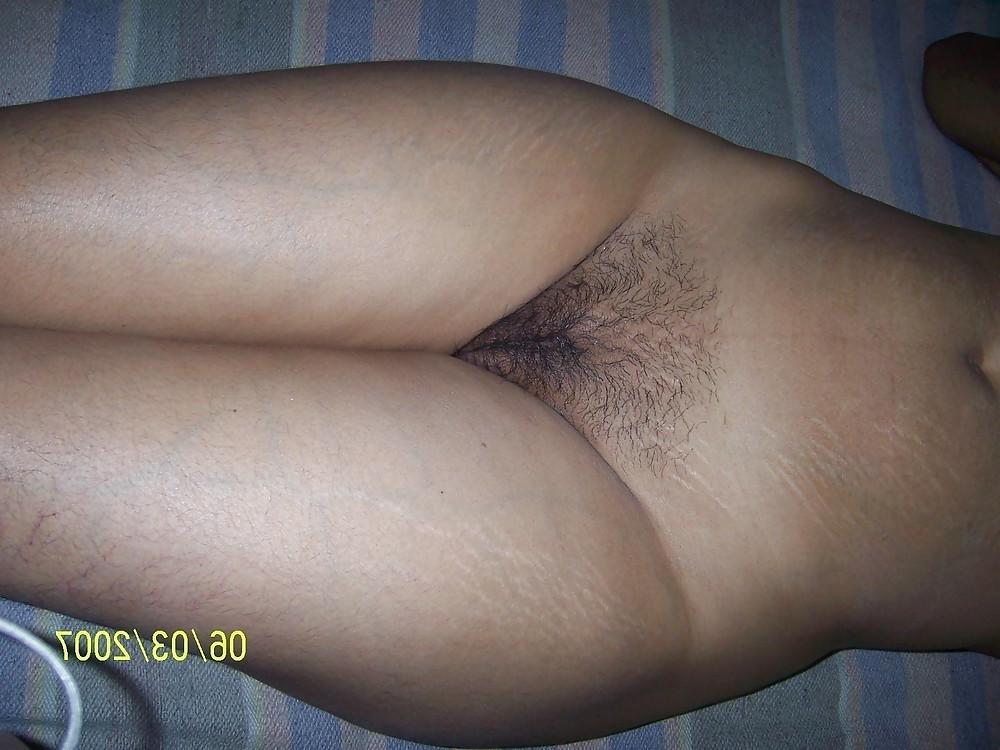 25P Desi woman nude