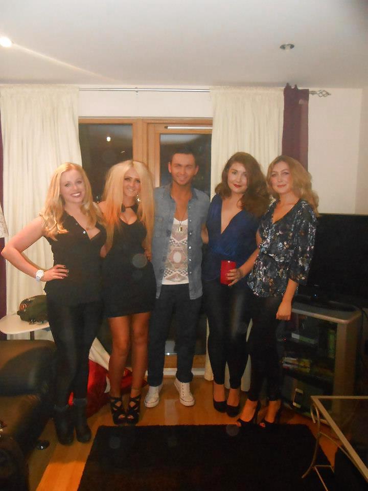 25P Sluts in tight pants! 14