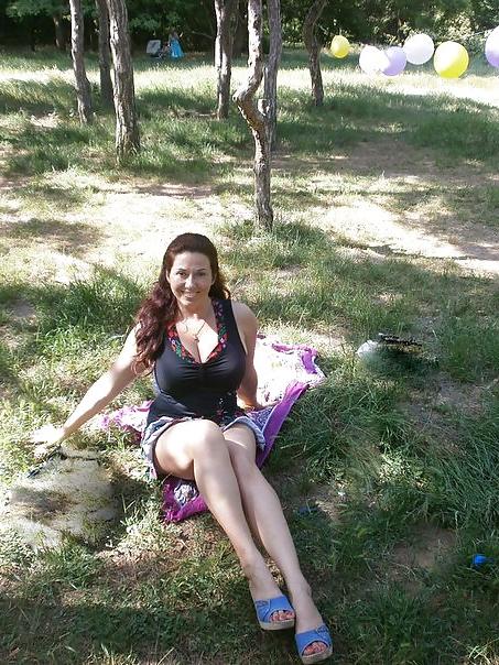 19P Busty Russian Woman 968
