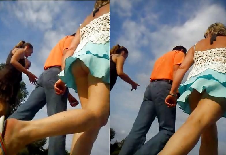 11P Slut flashed in park