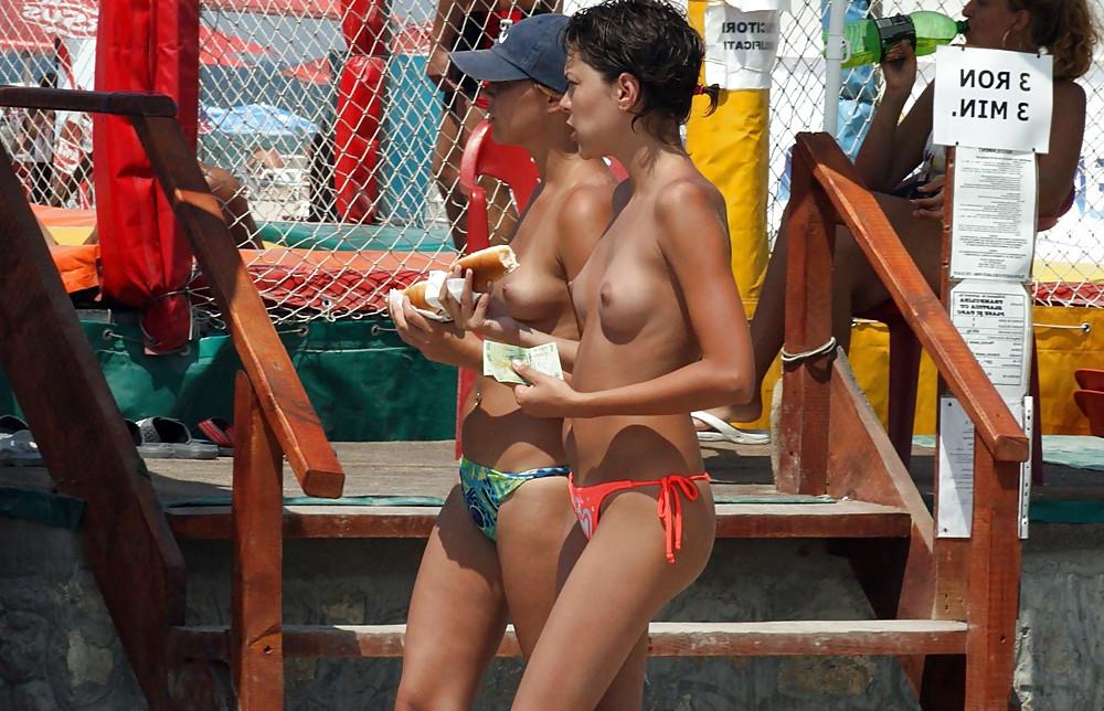 25P Beach Pics Set 11