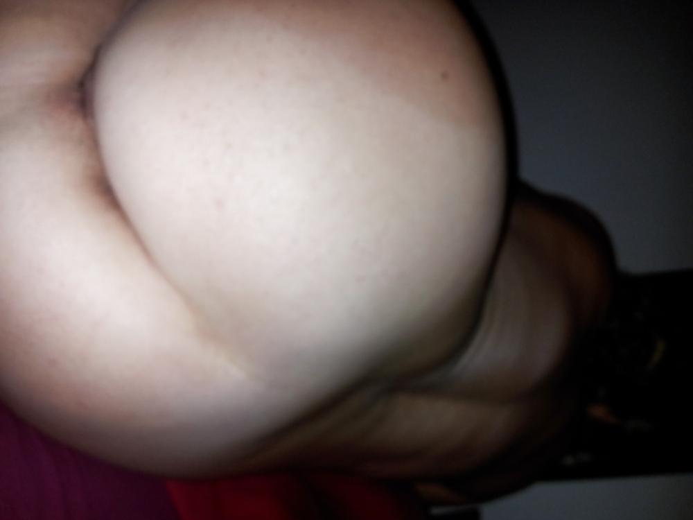 4P Wife round sexy ass and hairy pussy