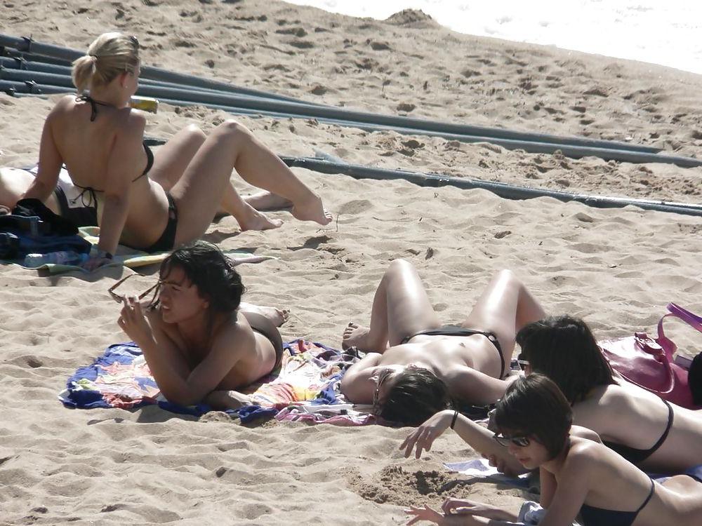 25P The beach 219