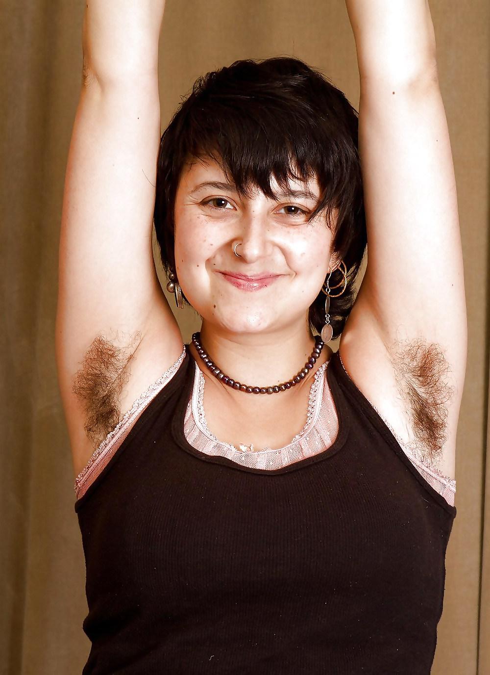 25P Hairy Armpits - Sarah