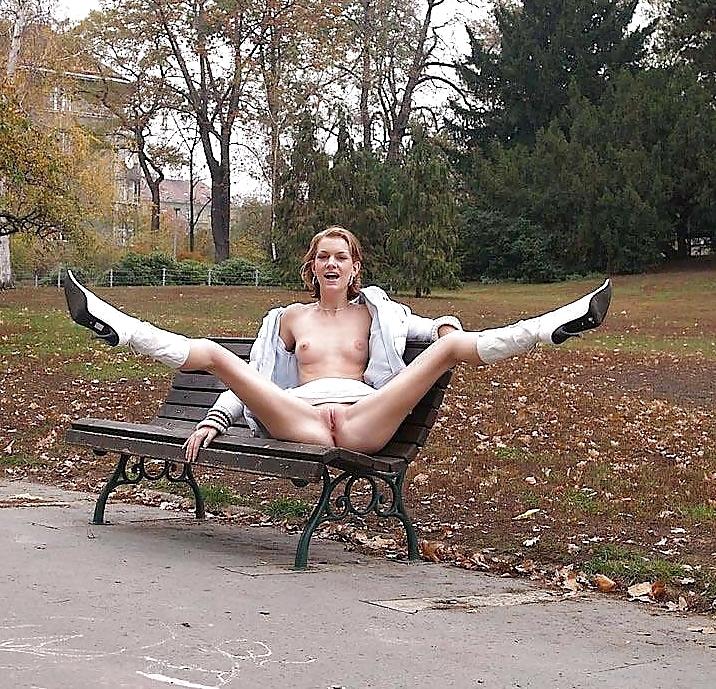 25P Beautiful Public Flashing 7 by Voyeur TROC