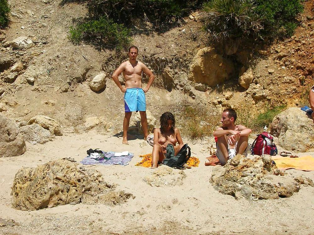 25P The beach 201