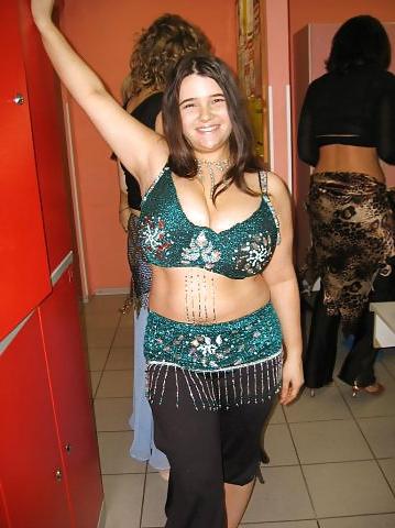 24P Busty Russian Woman 1179