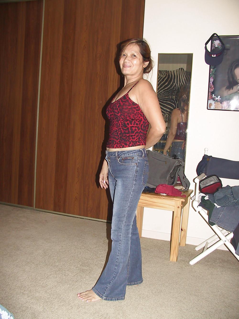 25P Slutty Filipina Milf