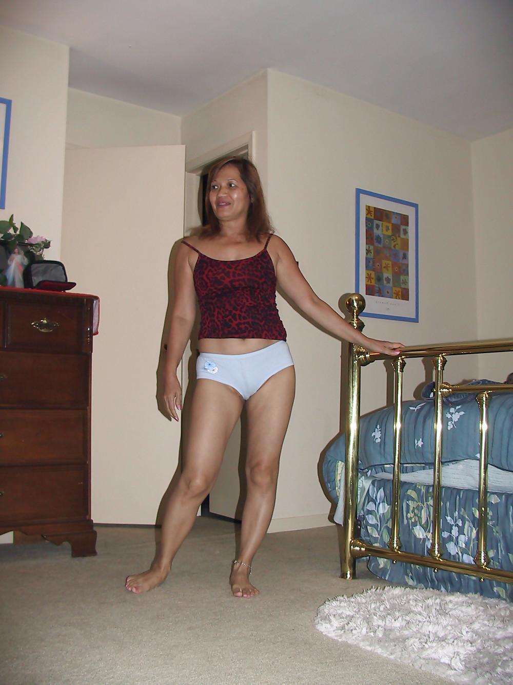 25P Slutty Filipina Milf