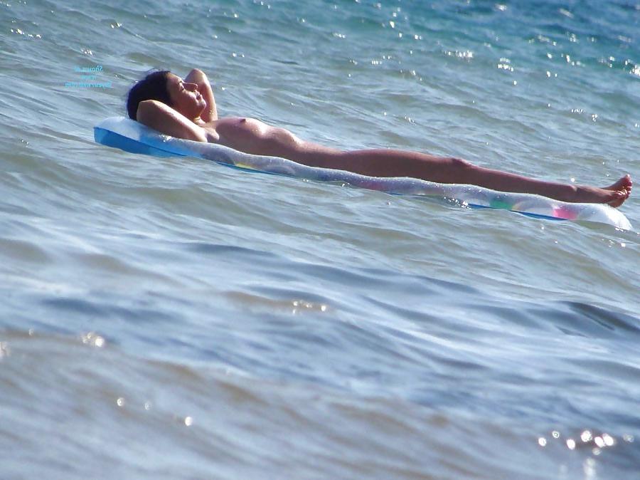 25P Beach Pics Set 28