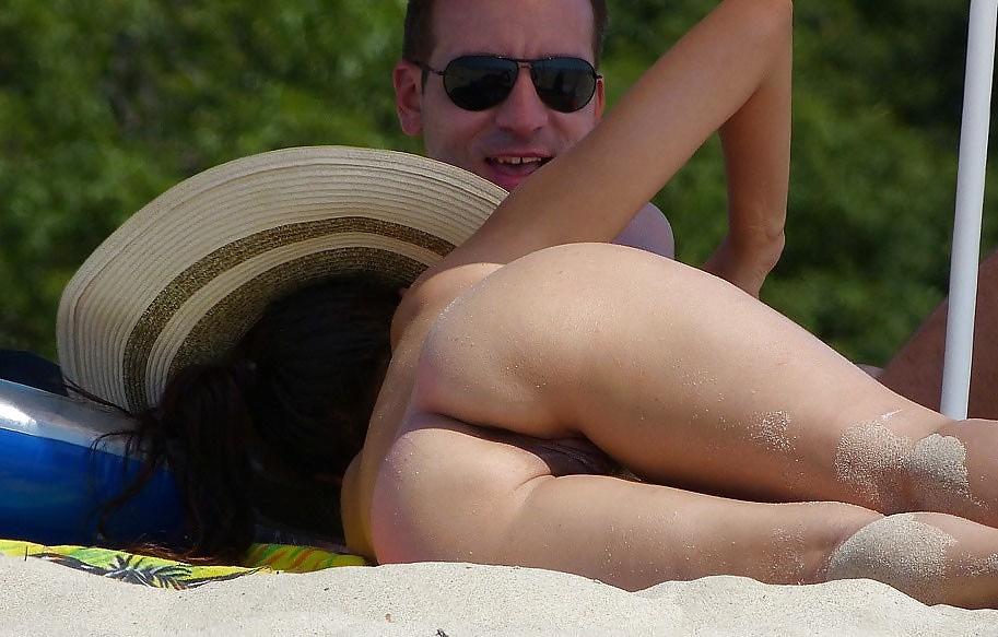 25P Girls,Beach,Boobs