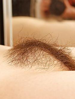 16P Amaetur cutie spreading her hairy pussy