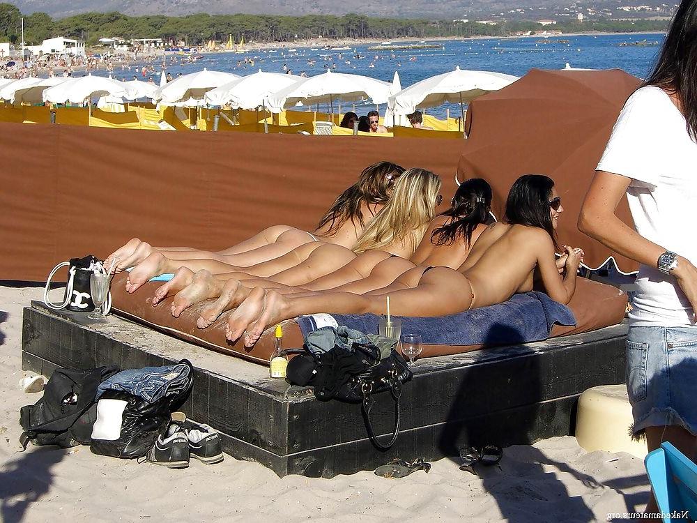 25P New girls the beach