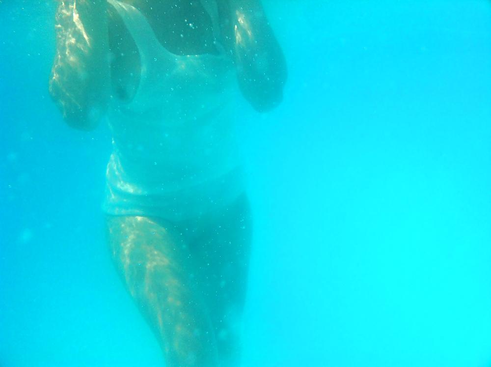 20P Flashing and underwater fun