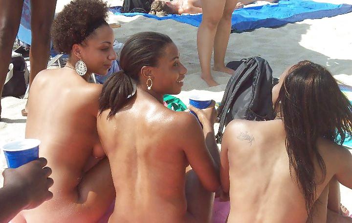 25P Beach Pics Set 38