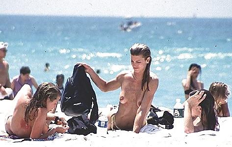 16P Let's Go To The Beach