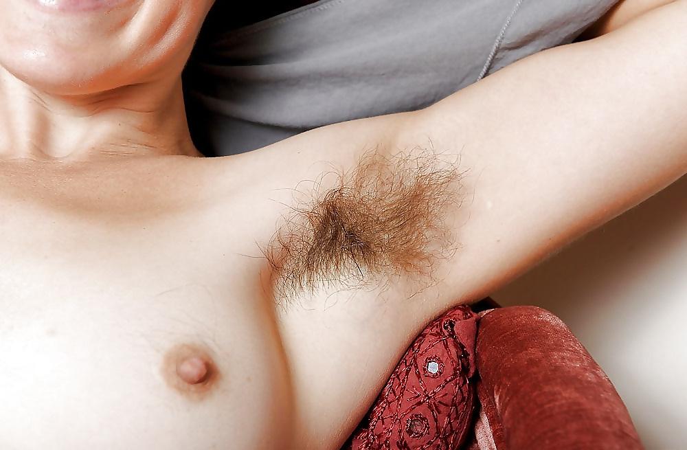 16P Hairy Armpits - Renee