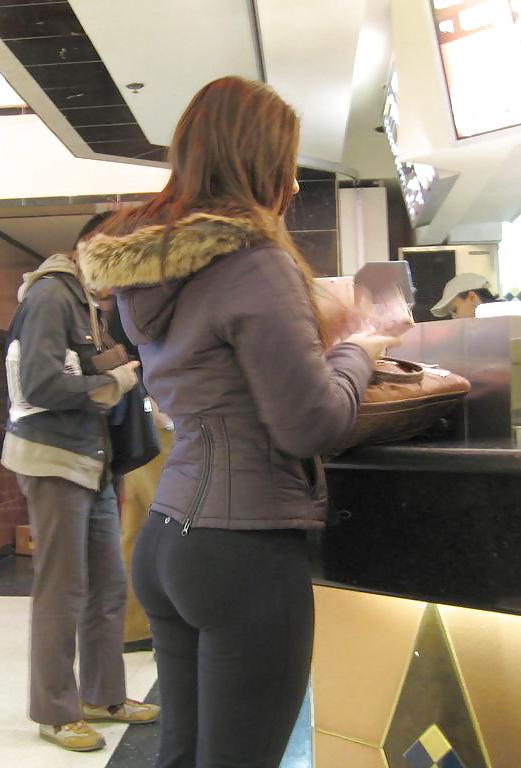 25P Get Your Meat Ready......Yoga Pants... 4