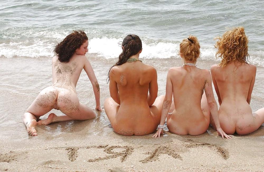 20P 4 Pussy on the beach