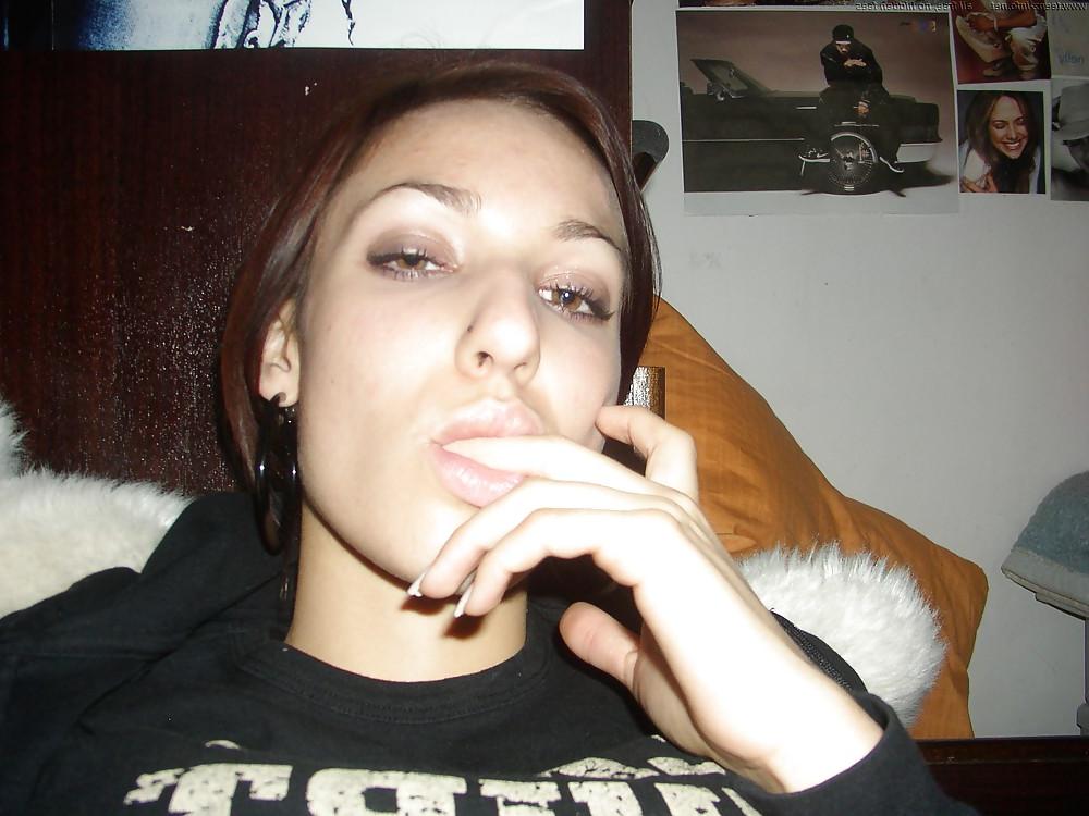 25P Hot College Girl Selfshot 1of2
