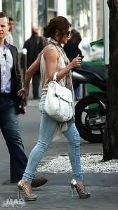 25P My fave celebs- Cheryl Cole in tight pants!