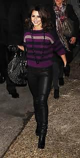 25P My fave celebs- Cheryl Cole in tight pants!