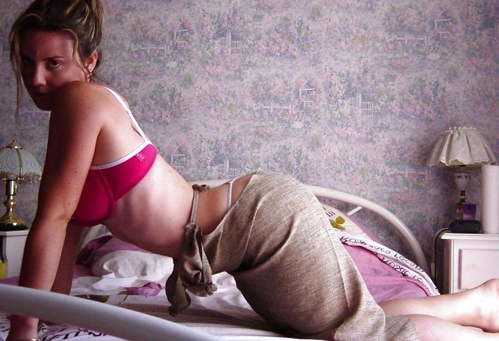 25P Very Private Pics of a hot German MILF
