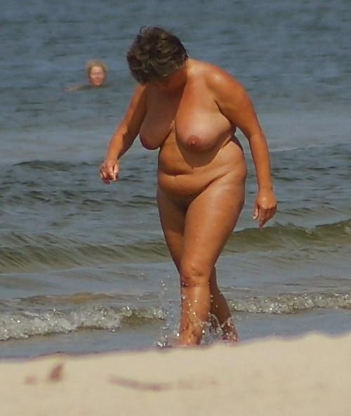 18P Mature on the beach 3
