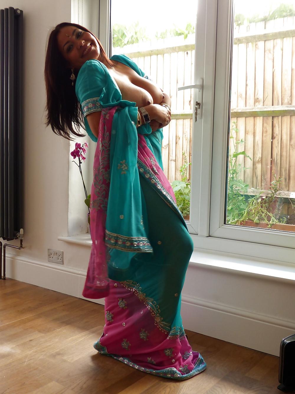 20P Sexy Indian Milf (part 3)