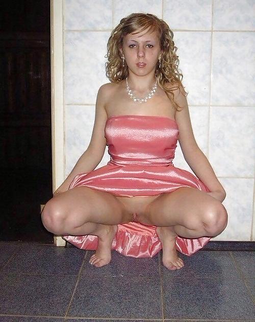 25P Upskirt pussy and panty flashing. Many teens.
