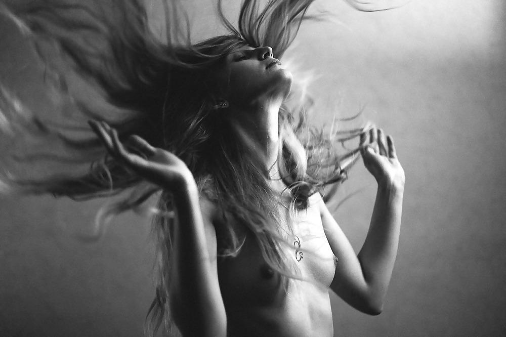 25P Long Hair woman!
