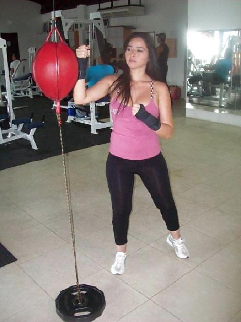 10P Colombian woman: fabiola