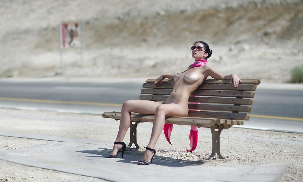 25P For The Love Of Public Flashing