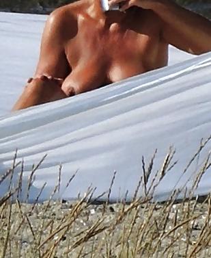 14P Sluts secretly photographed on the beach