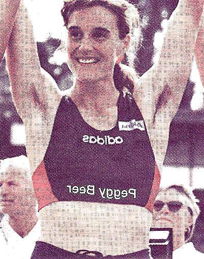 25P Sporting girls with hairy armpits