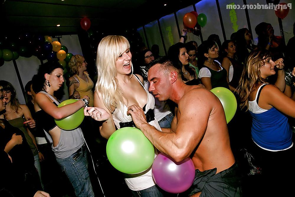 25P SEXY AT ORGY MATURE MILF VIXENS OTRGASM WITH MANY LOVERS