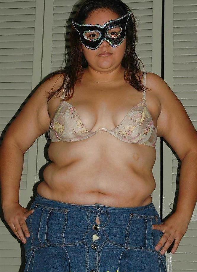 9P A bbw latin with hairy pussy