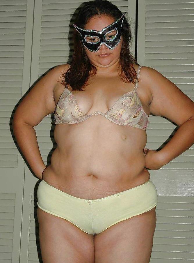 9P A bbw latin with hairy pussy