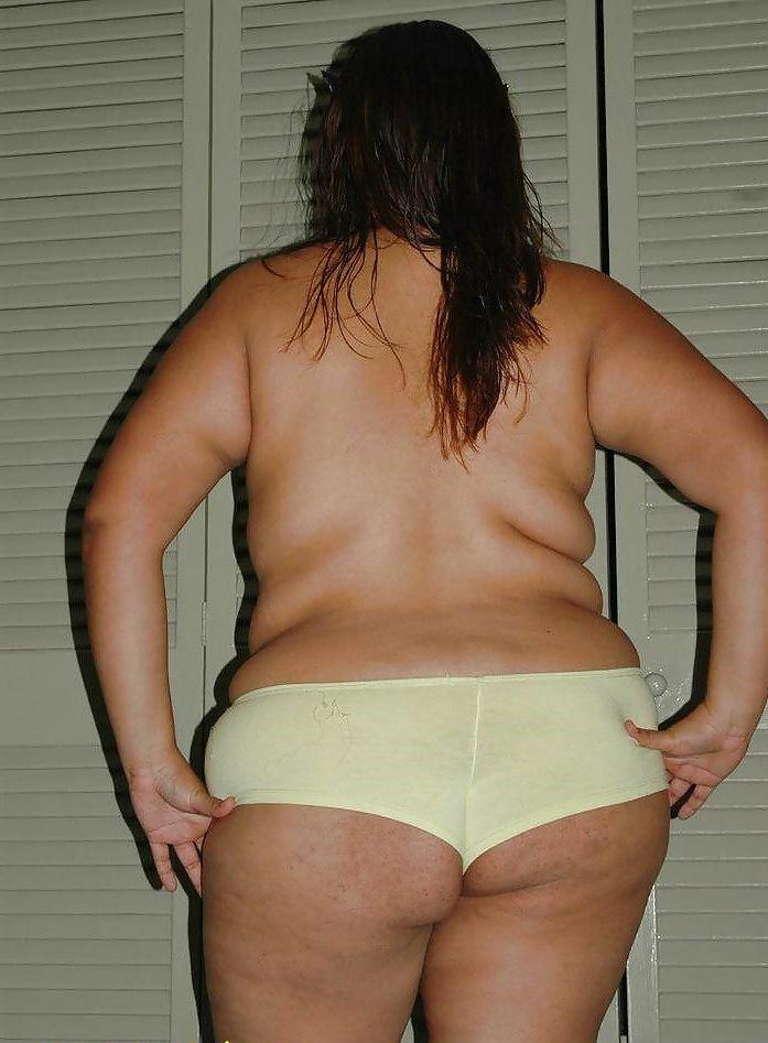 9P A bbw latin with hairy pussy