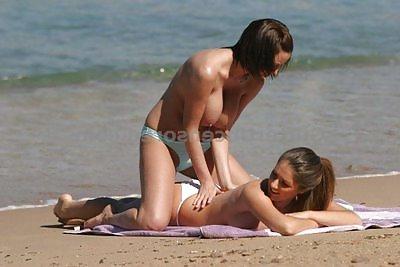 8P Beach Gals