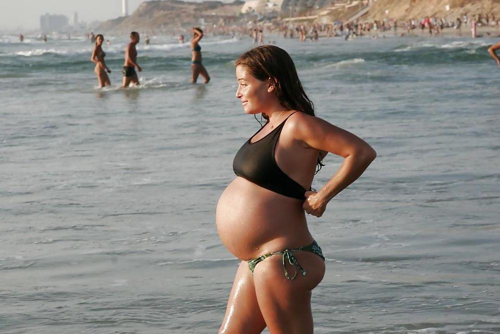25P Some images of pregnant woman #2