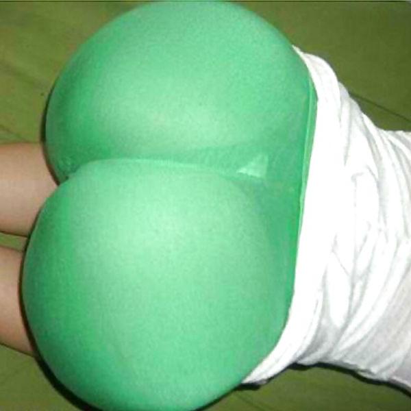 25P Yoga pants and amazing asses