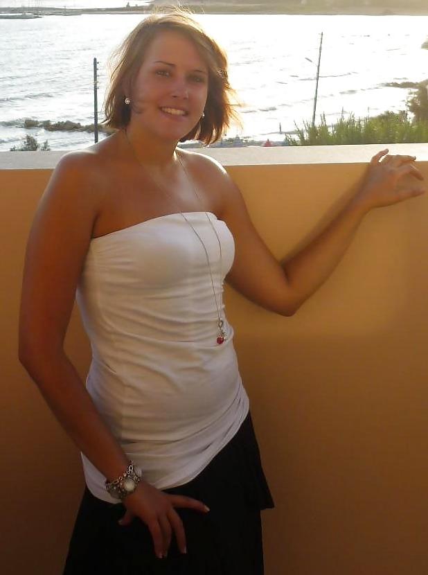 9P Bikini Babes at the beach need your cum