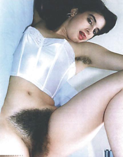 25P Give me some hairy pussy